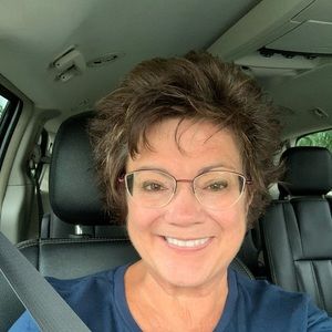 Meet your Posher, Brenda